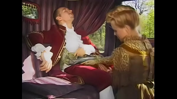 Lindsay Lohan medieval costume blowjob and pussy licking