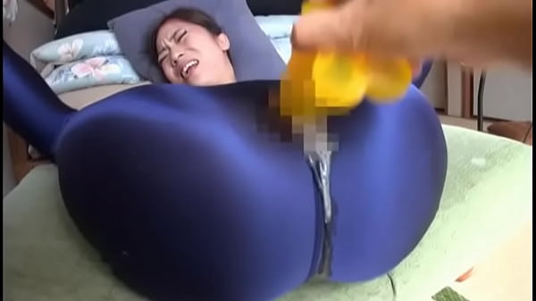 Sexy Chisato Kawagoe having sex with a vibrator in a blowjob scene