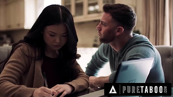 Lulu Chu Seduced Into FFM Threesome By Slimthick Vic And Her Pervy Roommate