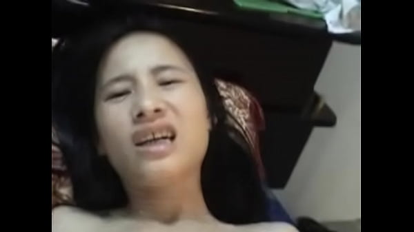Amateur Asian Slut with hairy pussy and cumshot