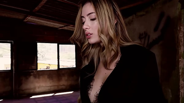Ambar Prada gives employee a wild blowjob lesson after catching him masturbating