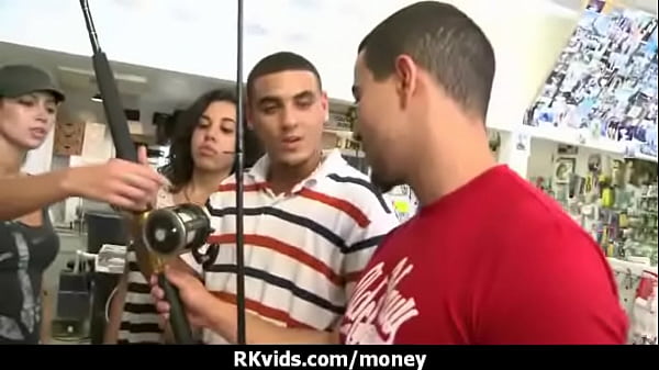 Teen hooker gets paid for sex with Medapascal
