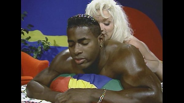 Interracial hardcore blowjob with cumshot