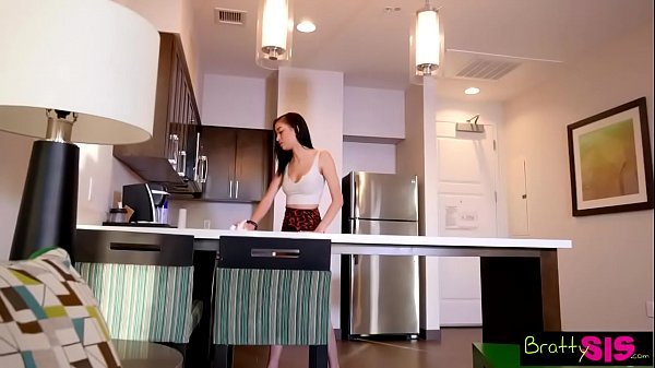 Bratty Sis Scarlett Bloom Stepsister's Big Cock Surprise in Doggy Style S9E4