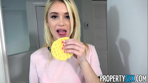 Anastasia Knight fucks her roommate in a hot teen blowjob session