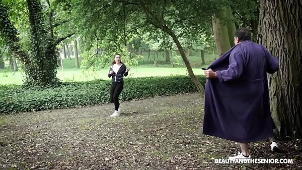 Old man flashes young runner in forest and gets fucked