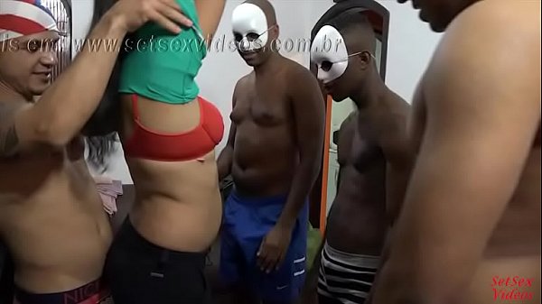 Dj Bruno Moreno and NanaBukkake join Fumaca and Chambinho in a gangbang with oral and cumshots