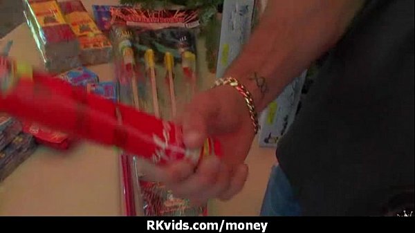 Teen hooker gets paid for sex and gets taped by a client