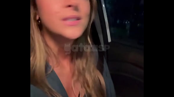 Blonde hotwife gets creampied by black bbc in doggystyle