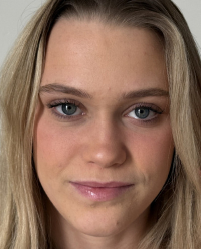 Chloe Rose