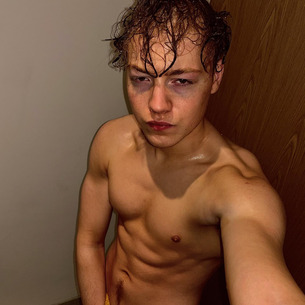 Handsomeben1