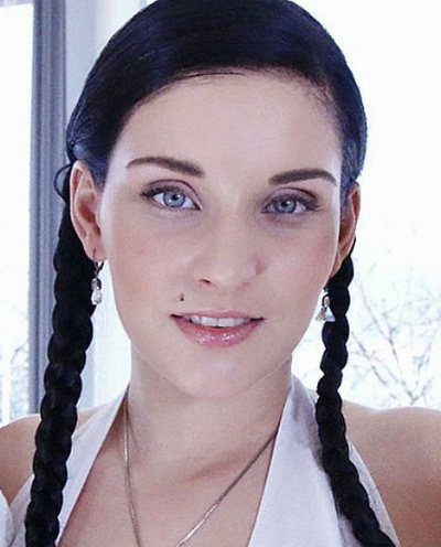 Lucia Denville