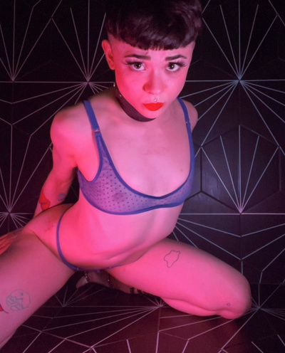 Magenta Lexx