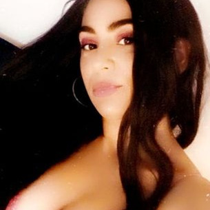 Nellyes1